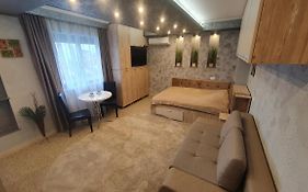 Tomis Studio 4B